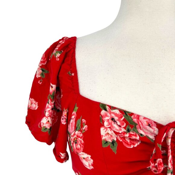 BOG Red Floral Crop Top Flutter Sleeves Ruched Front Size Large - Picture 2 of 10